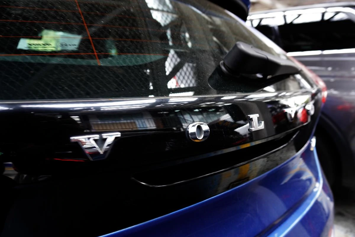 VOLVO V40 2019