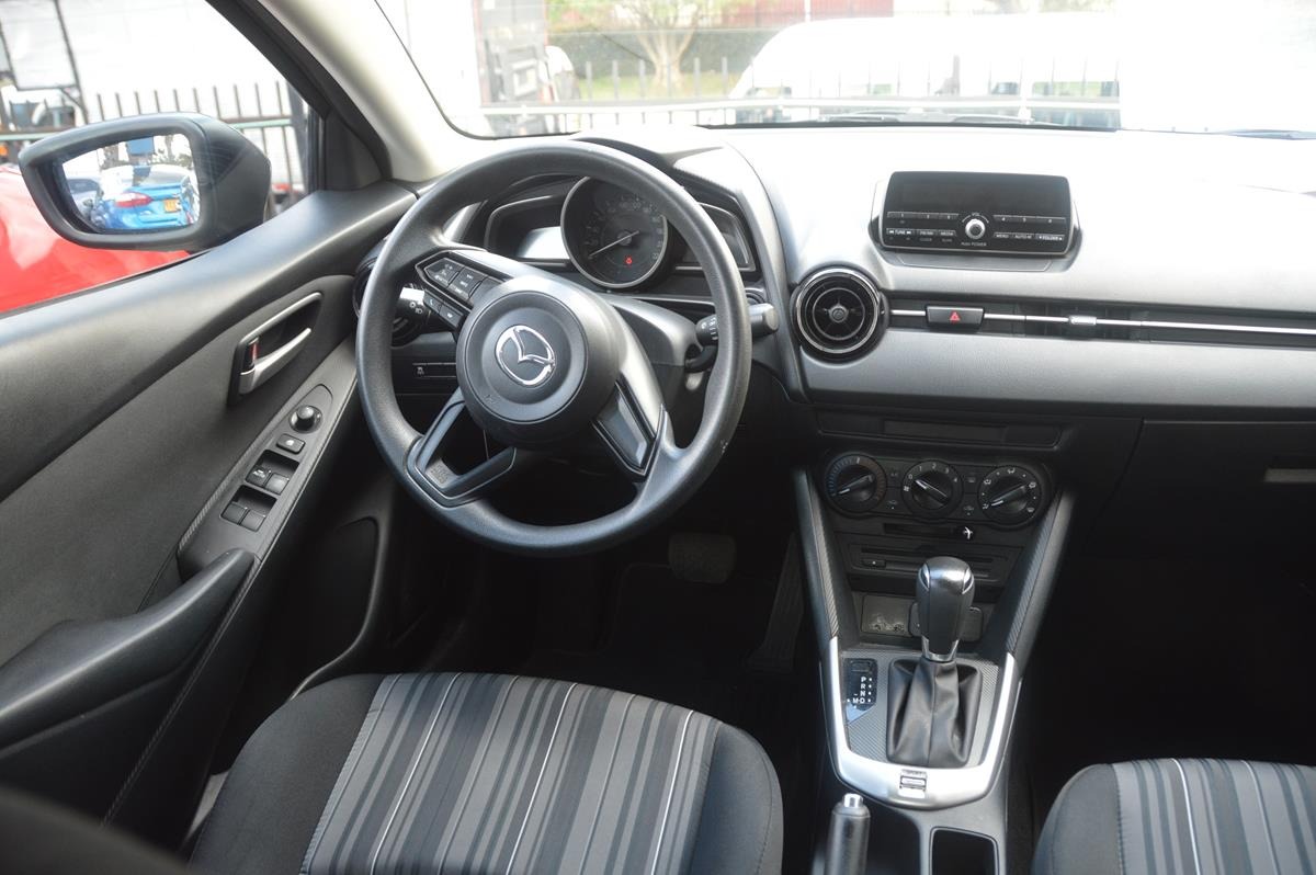MAZDA 2 SEDAN 2020