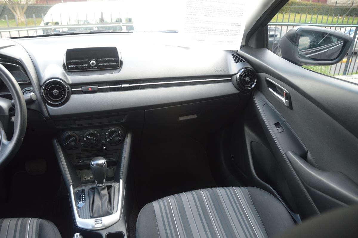 MAZDA 2 SEDAN 2020