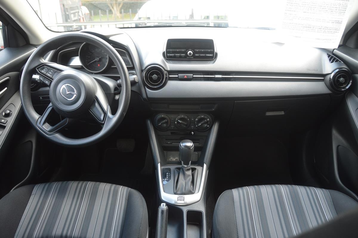 MAZDA 2 SEDAN 2020