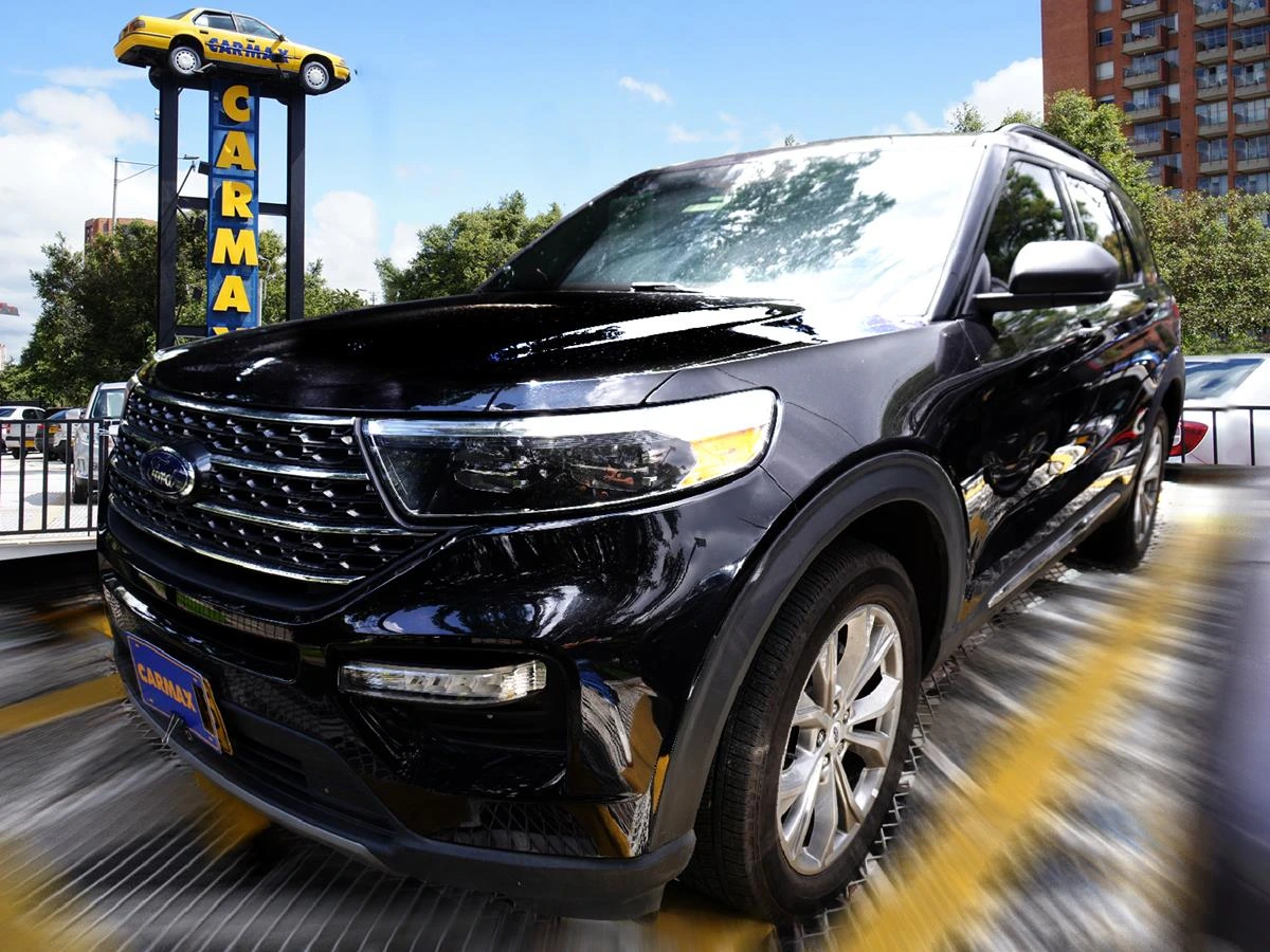 FORD EXPLORER XLT 2023