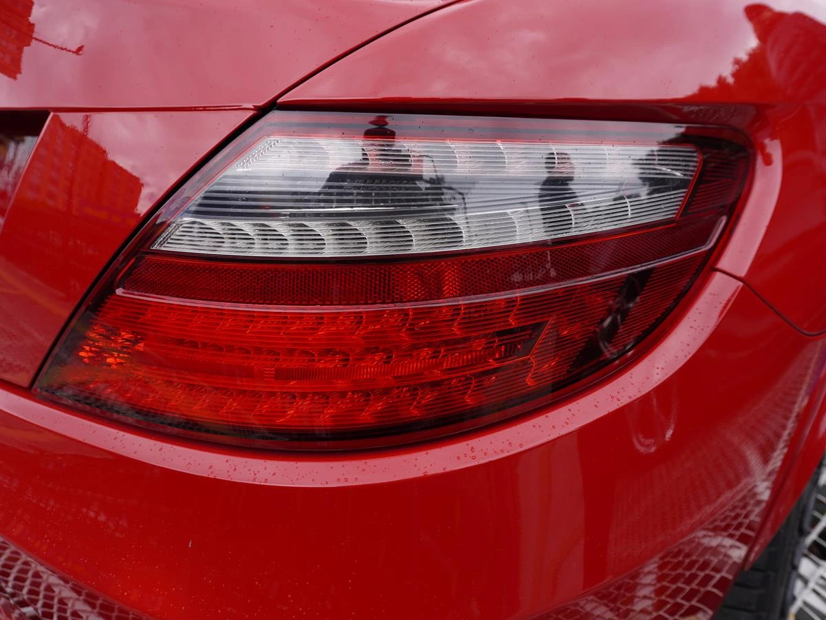 MERCEDES-BENZ SLK 200 2015