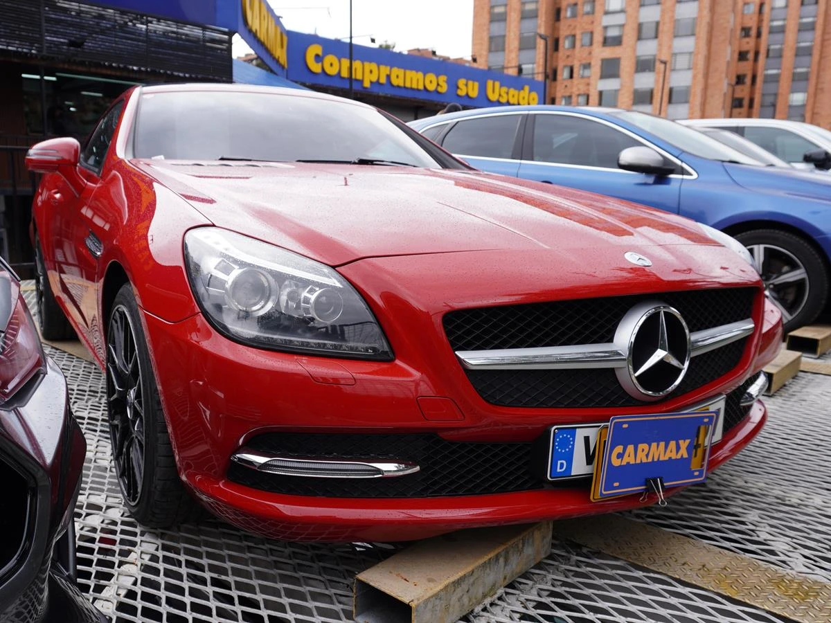 MERCEDES-BENZ SLK 200 2015