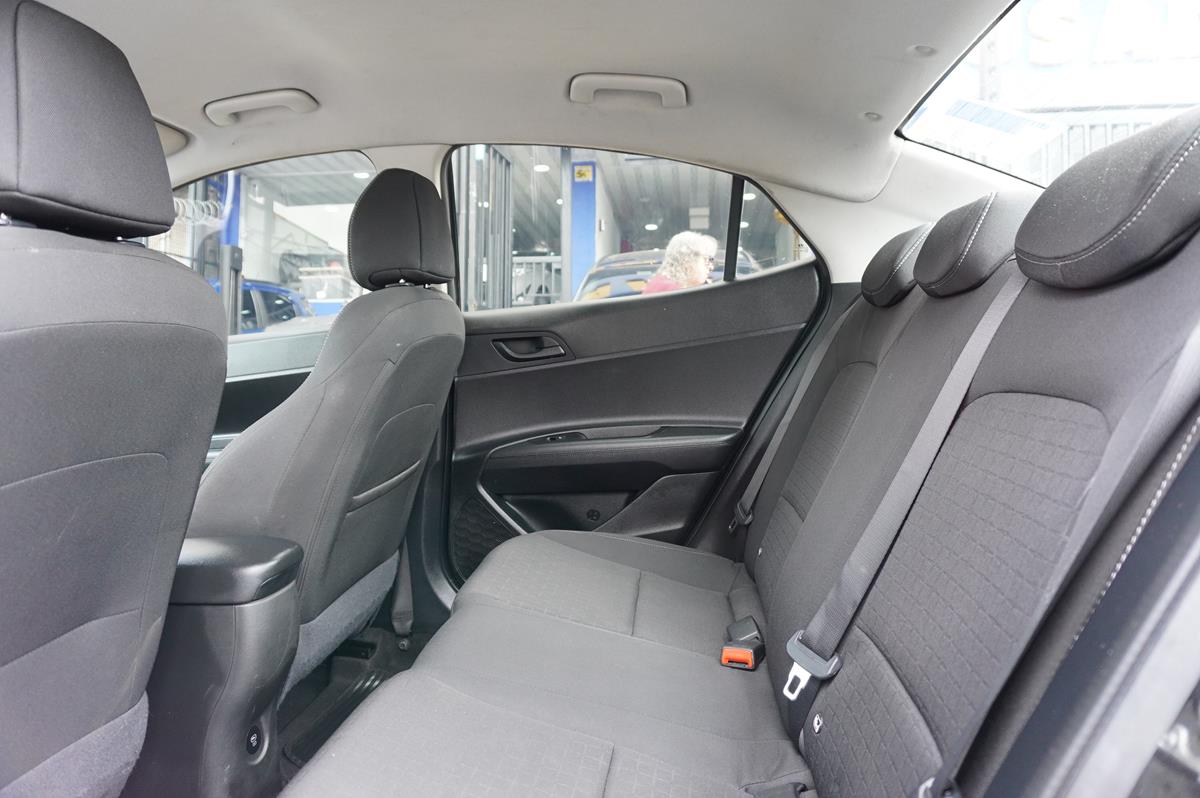 HYUNDAI ACCENT 2024