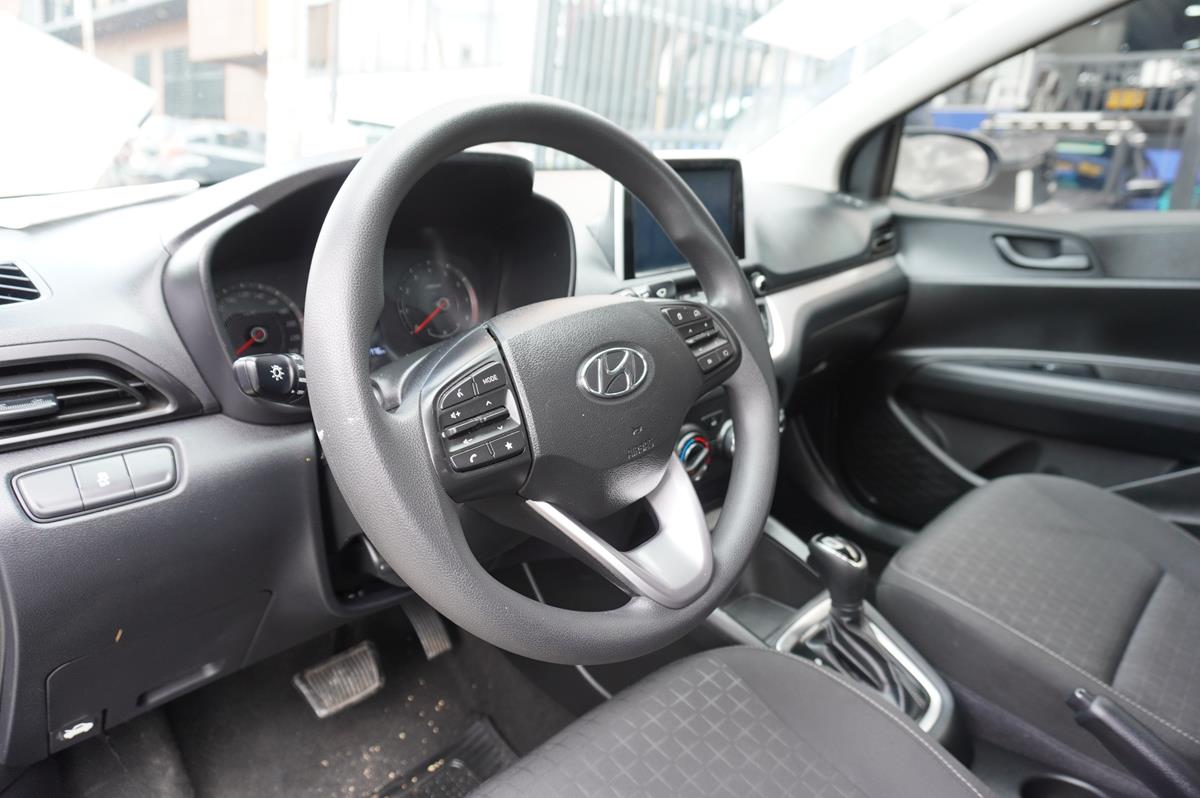 HYUNDAI ACCENT 2024
