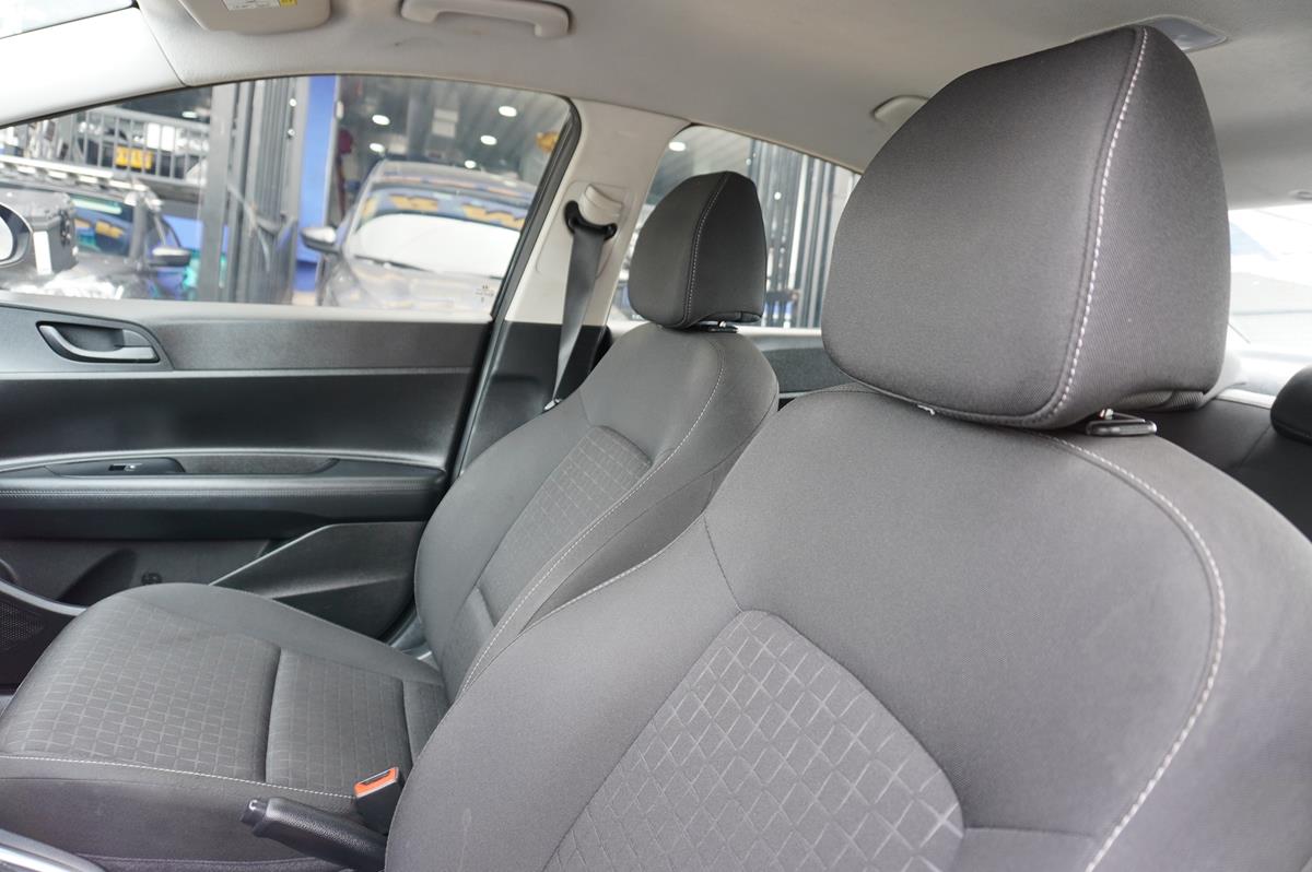 HYUNDAI ACCENT 2024