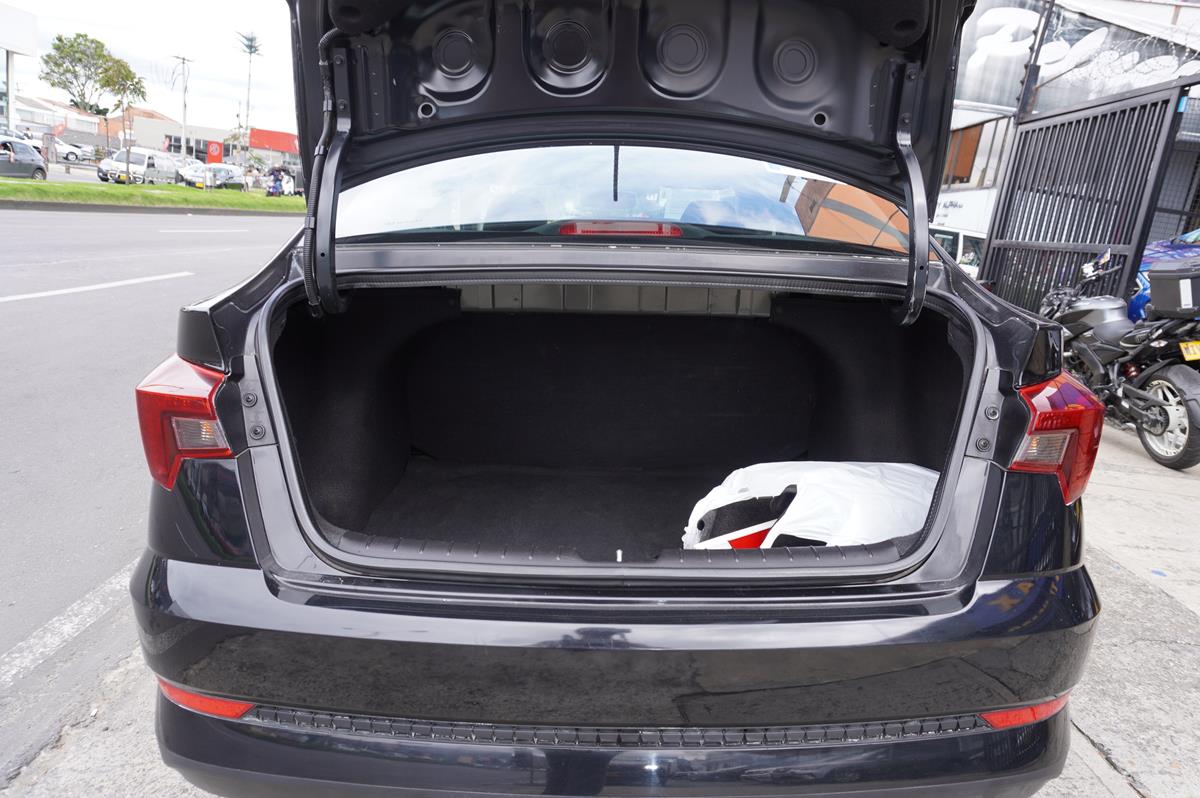 HYUNDAI ACCENT 2024