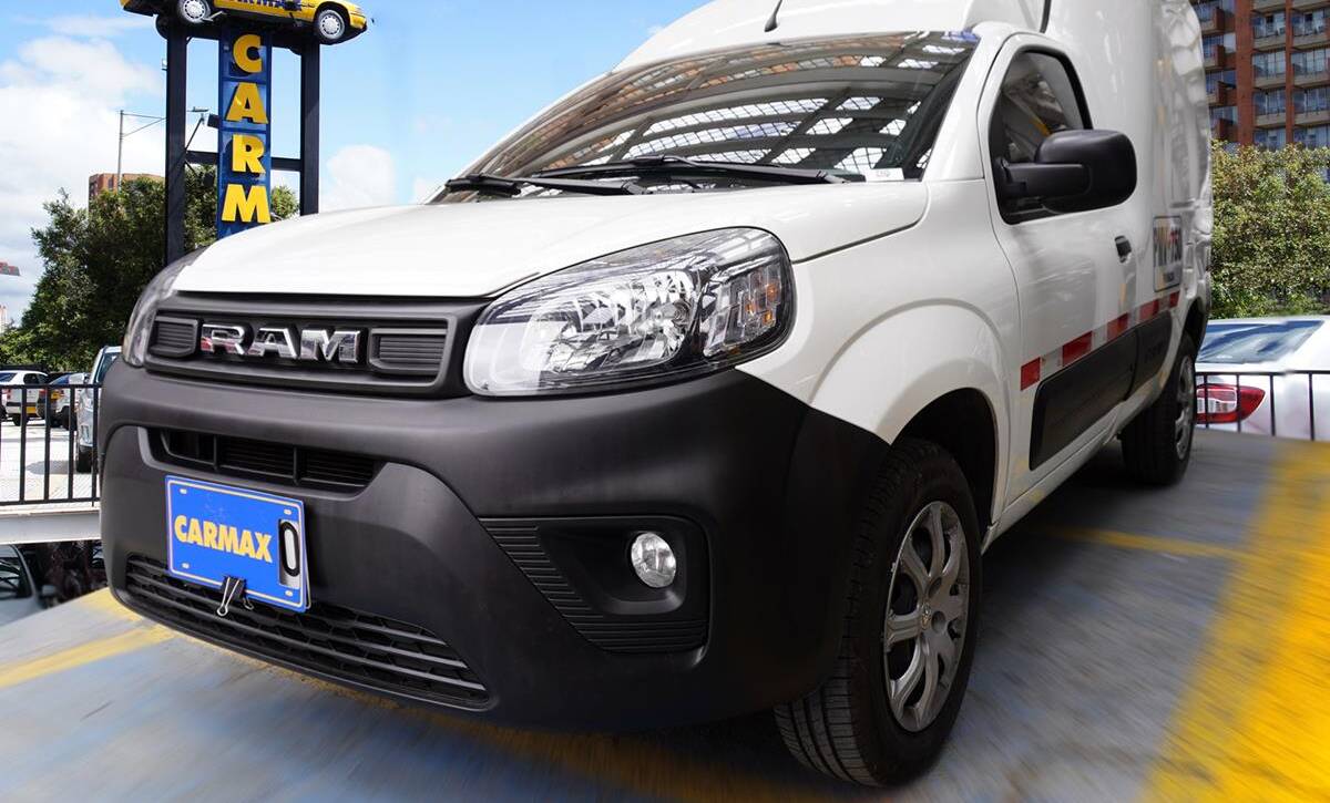 RAM V700