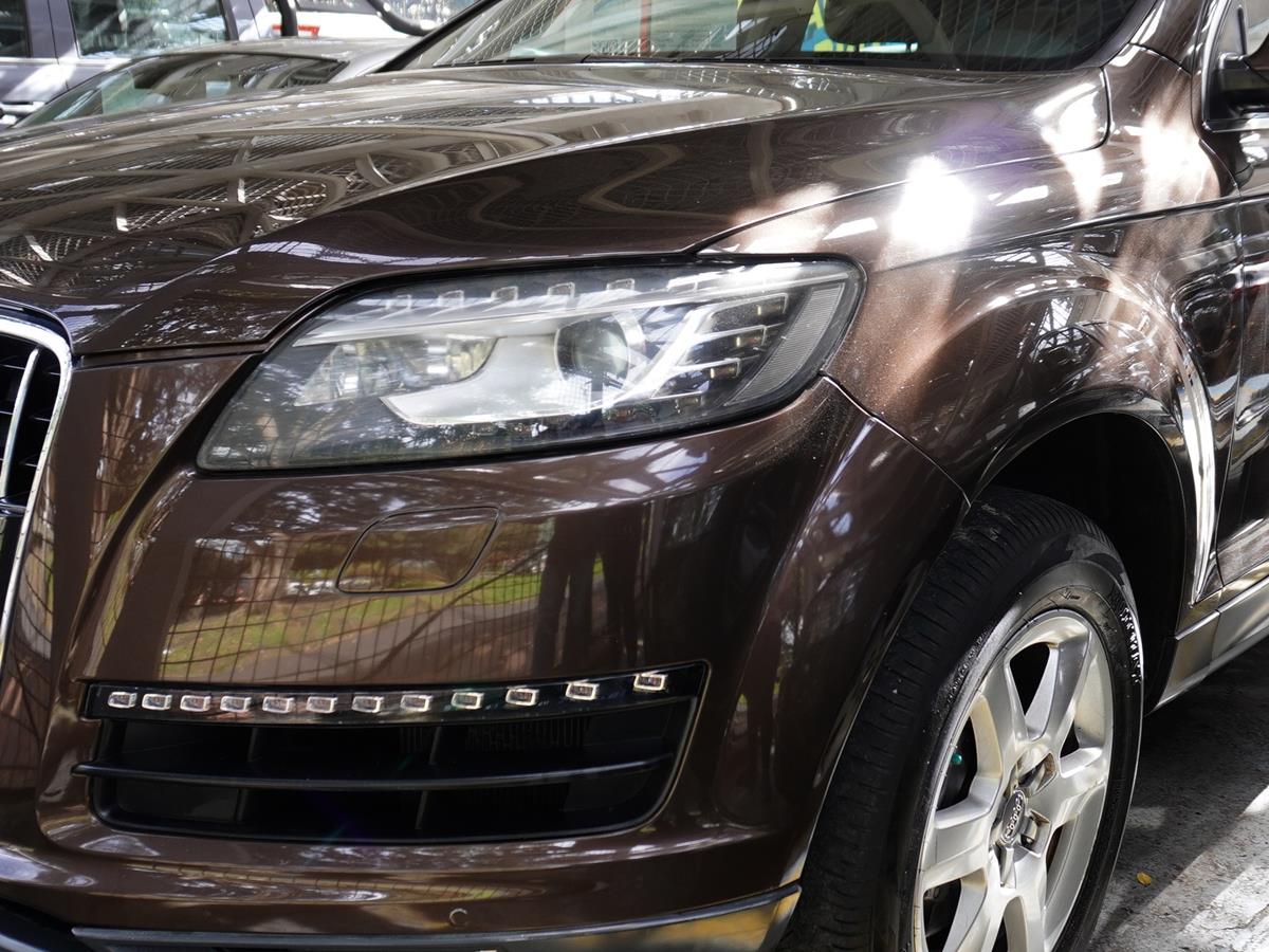 AUDI Q7 2012