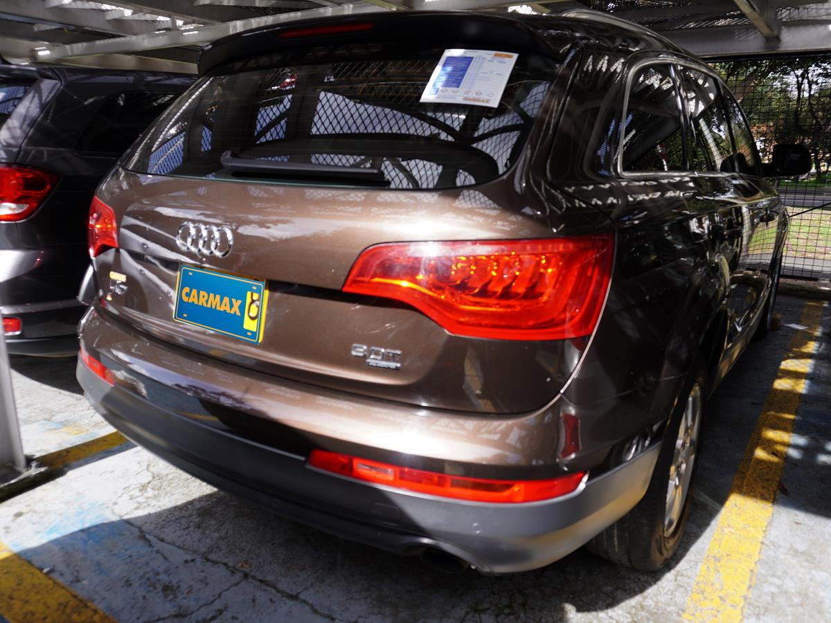AUDI Q7 2012