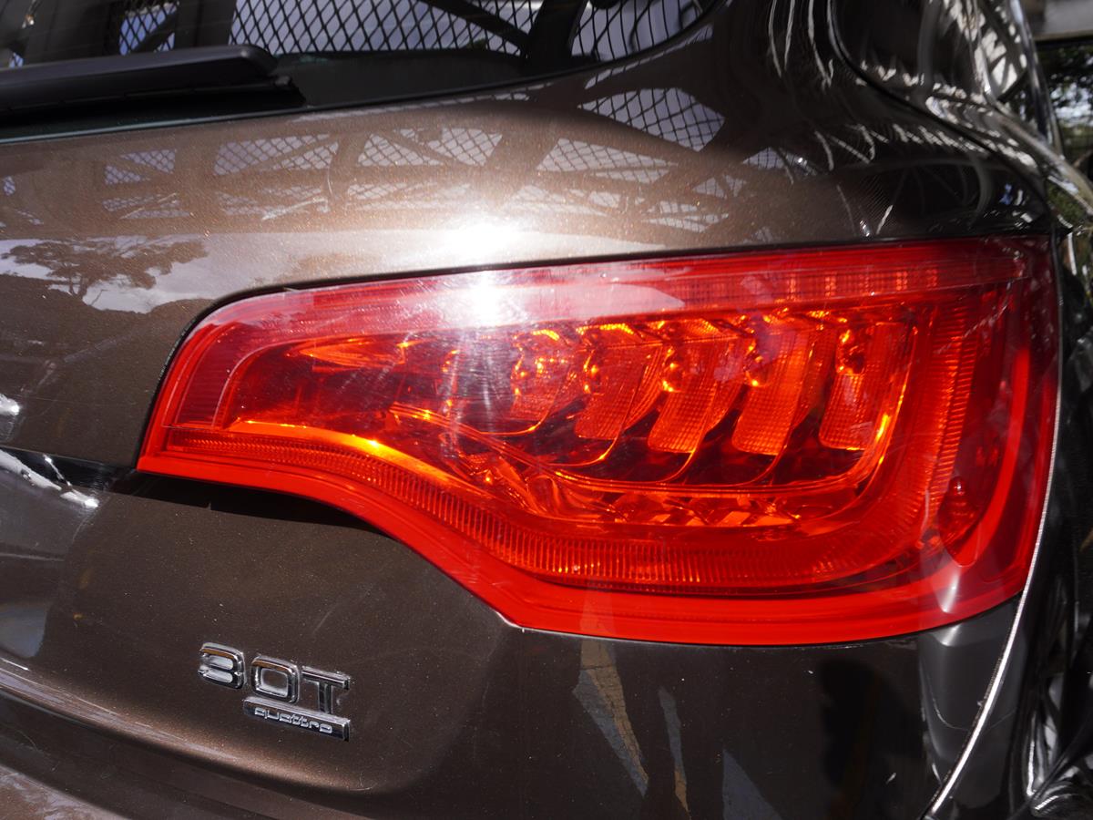 AUDI Q7 2012