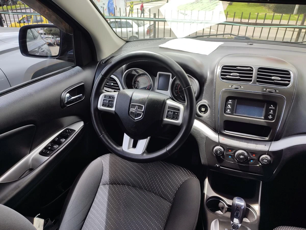 DODGE JOURNEY SE 2018