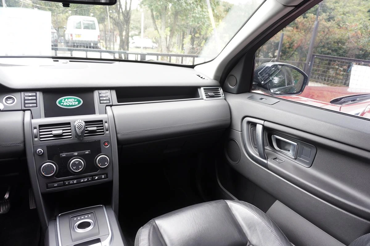 LAND ROVER DISCOVERY SPORT 2016