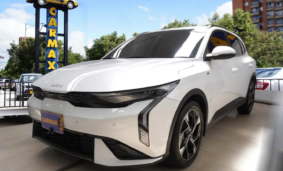 KIA K3 CROSS