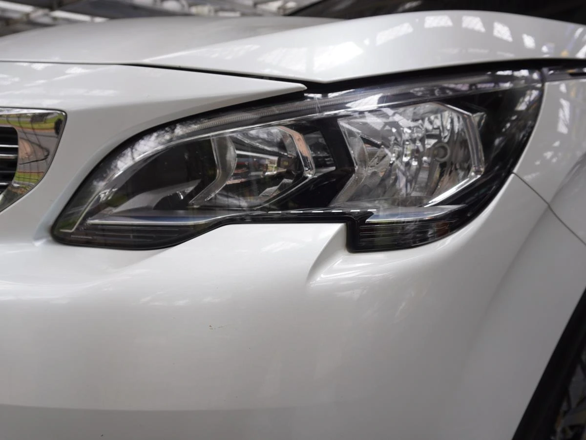 PEUGEOT 5008 2019
