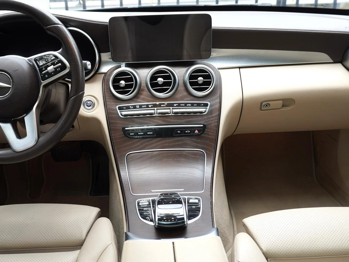MERCEDES-BENZ C 200 2020