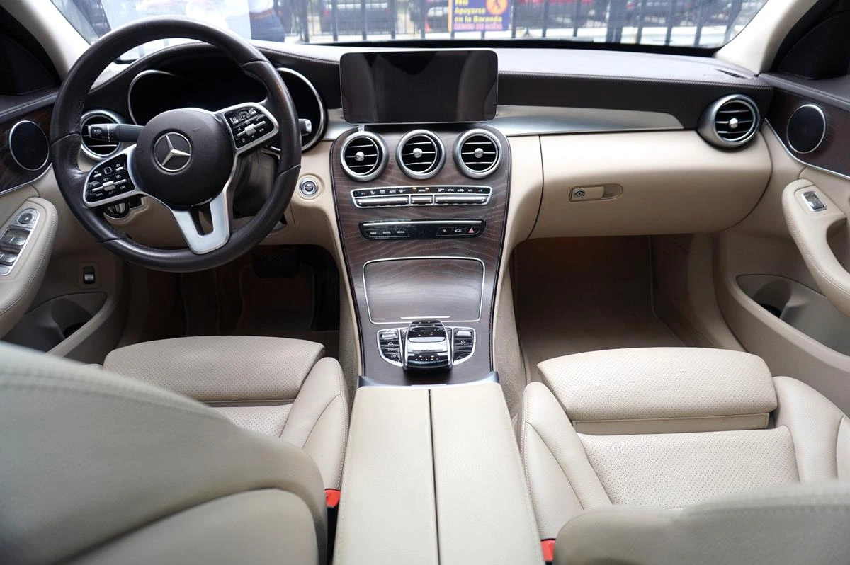 MERCEDES-BENZ C 200 2020