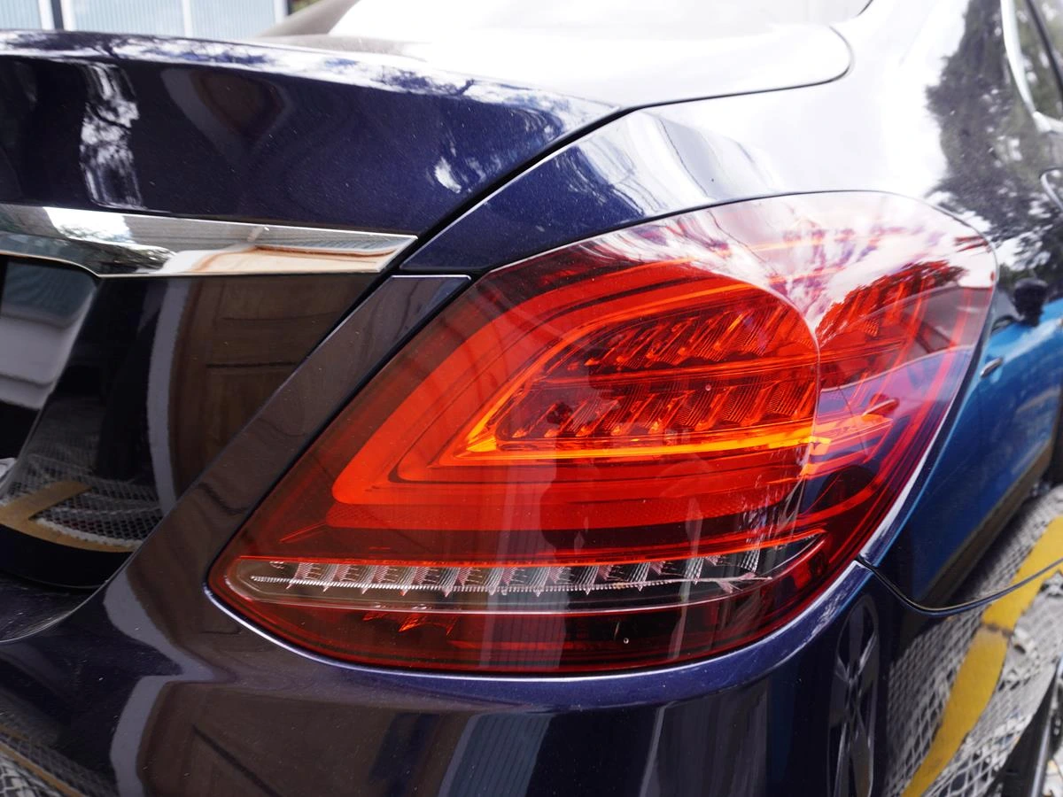 MERCEDES-BENZ C 200 2020