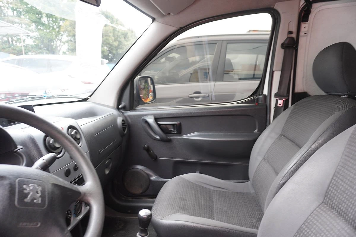 PEUGEOT PARTNER CARGO 2019