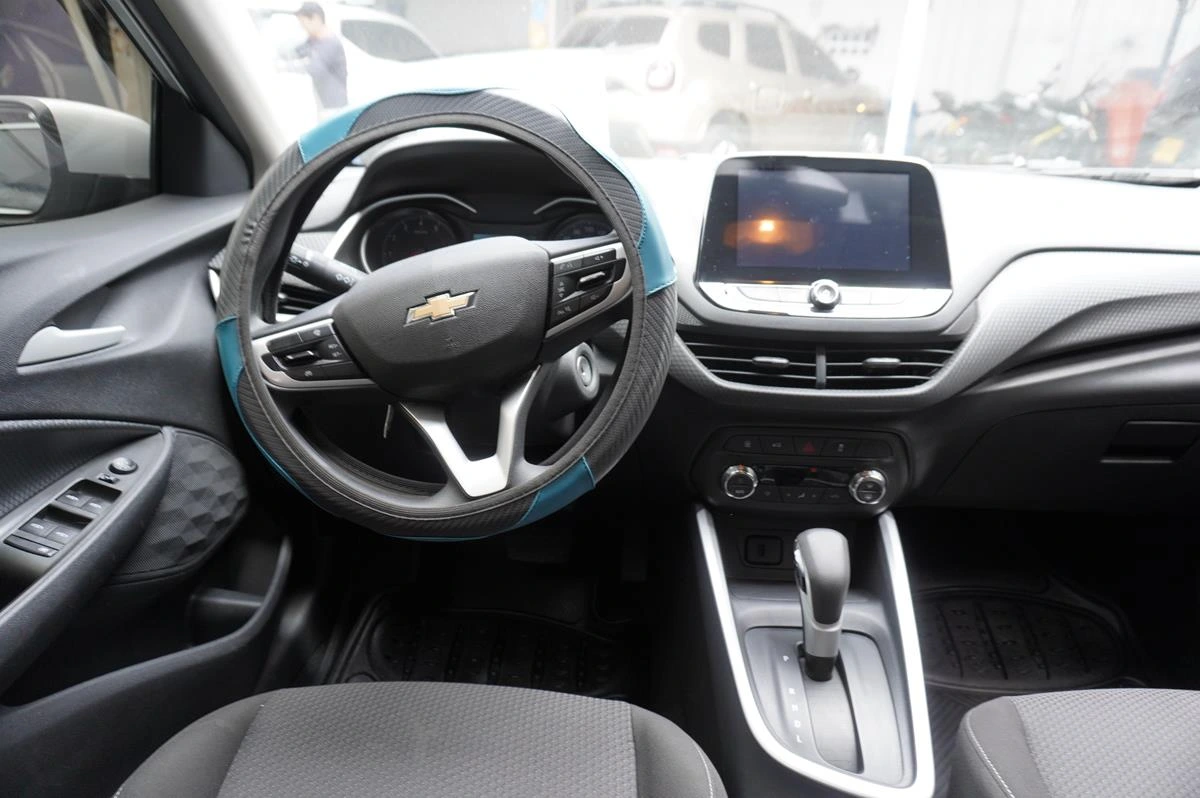 CHEVROLET ONIX 2023