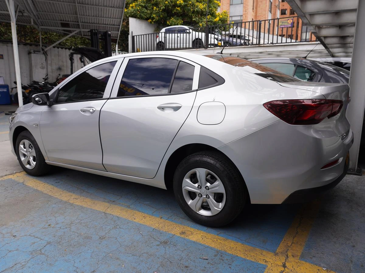 CHEVROLET ONIX 2023