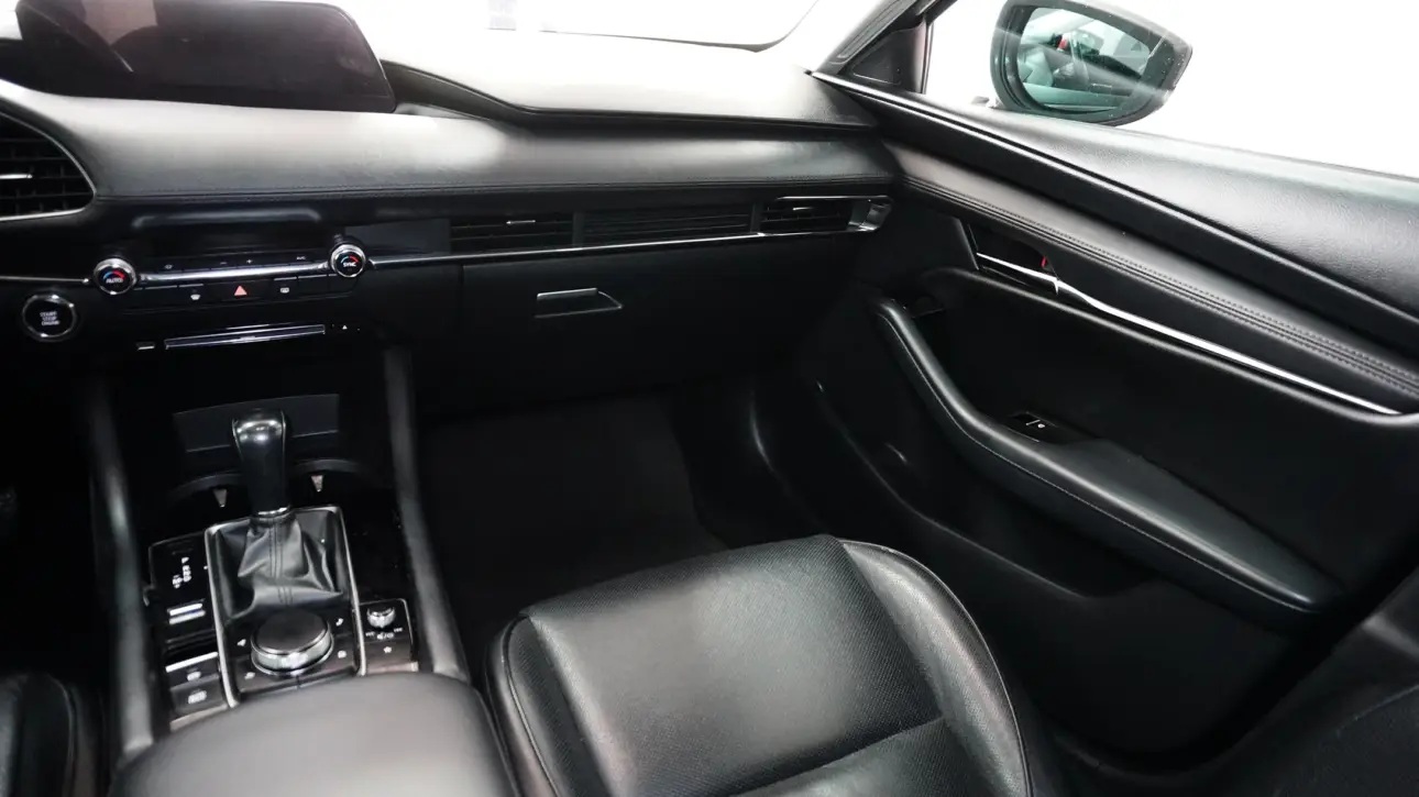 MAZDA 3 2023