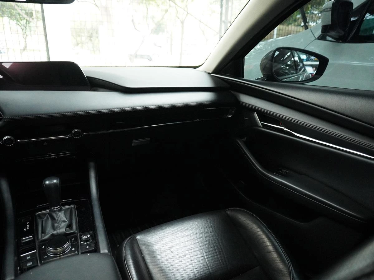 MAZDA 3 GRAND TOURING MHEV 2023
