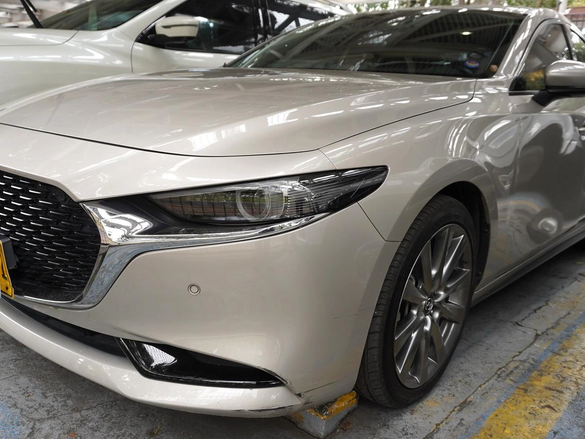 MAZDA 3 GRAND TOURING MHEV 2023
