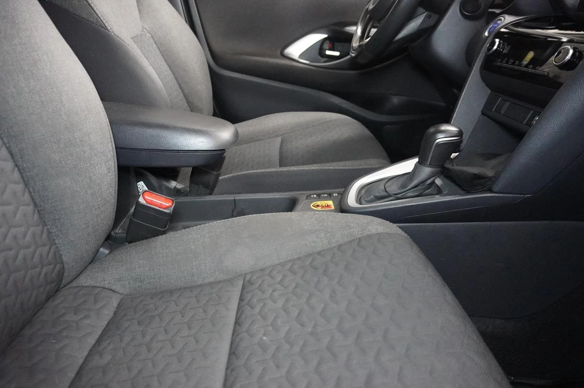 TOYOTA YARIS CROSS 2023