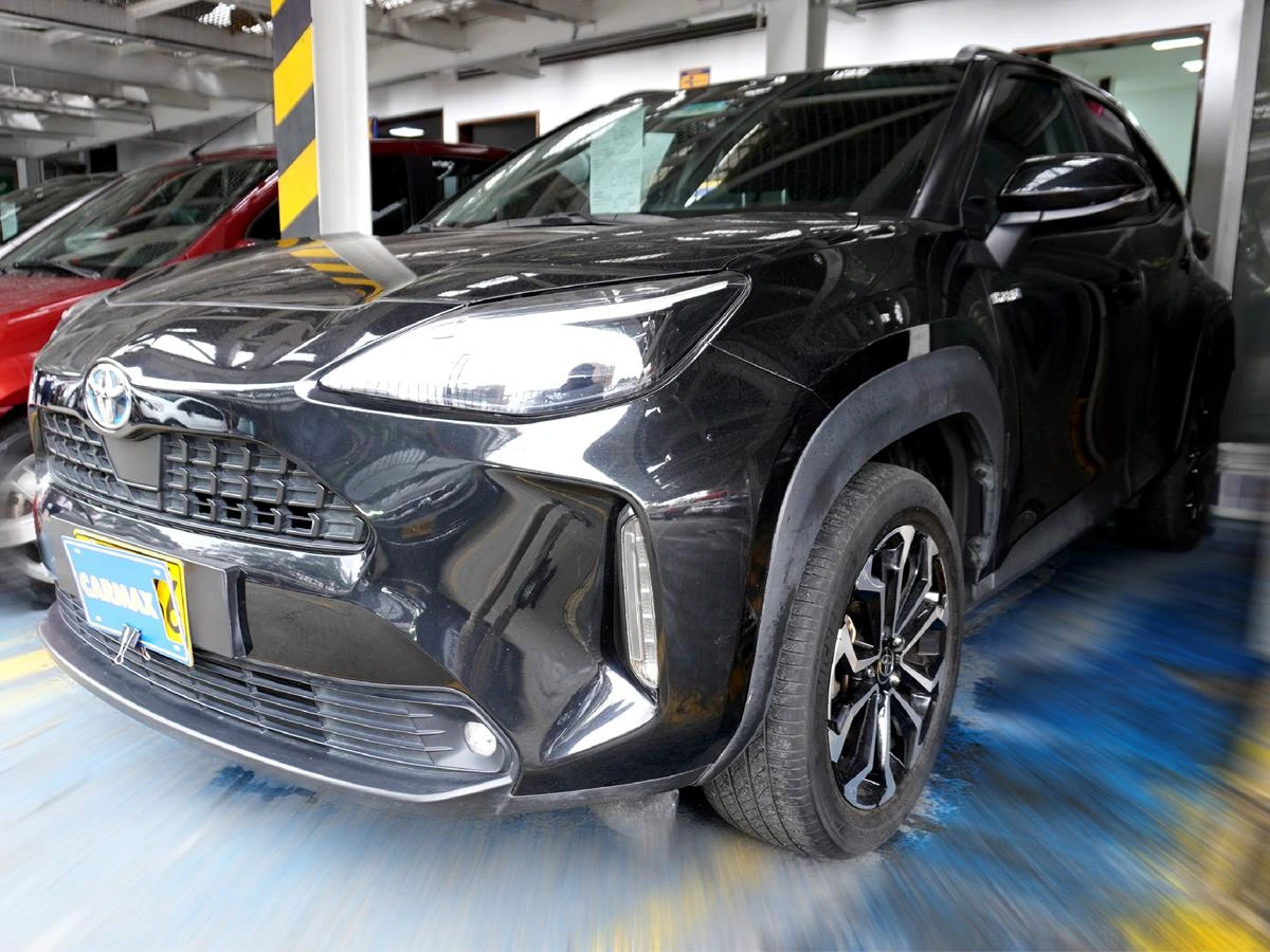 TOYOTA YARIS CROSS 2023