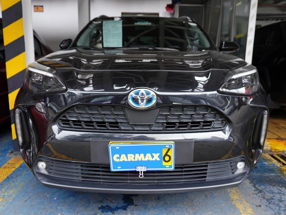 TOYOTA YARIS CROSS 2023