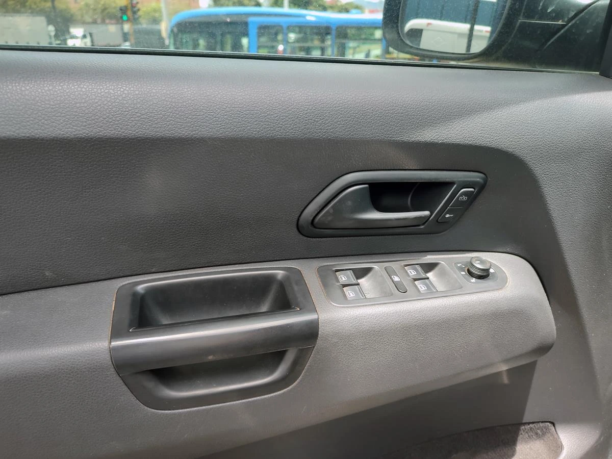 VOLKSWAGEN AMAROK TRENDLINE 2023