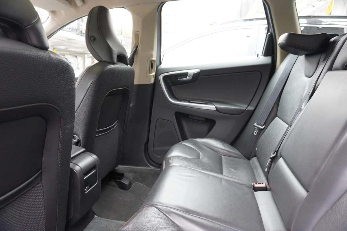 VOLVO XC60 2012