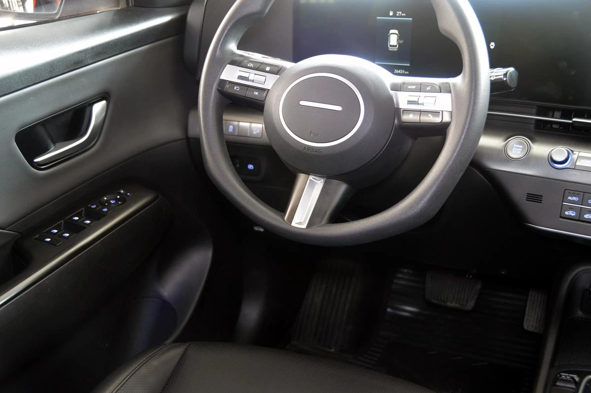 HYUNDAI KONA 2025