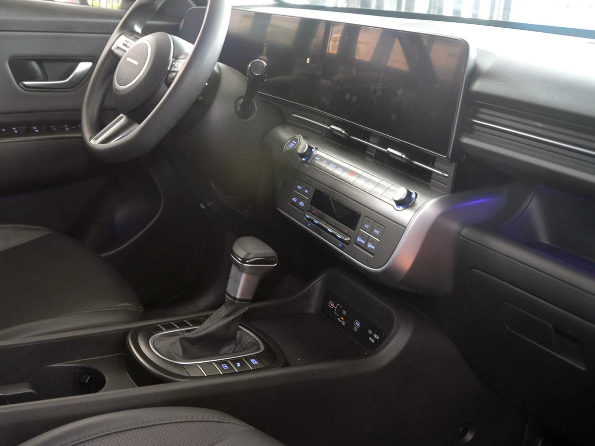 HYUNDAI KONA 2025