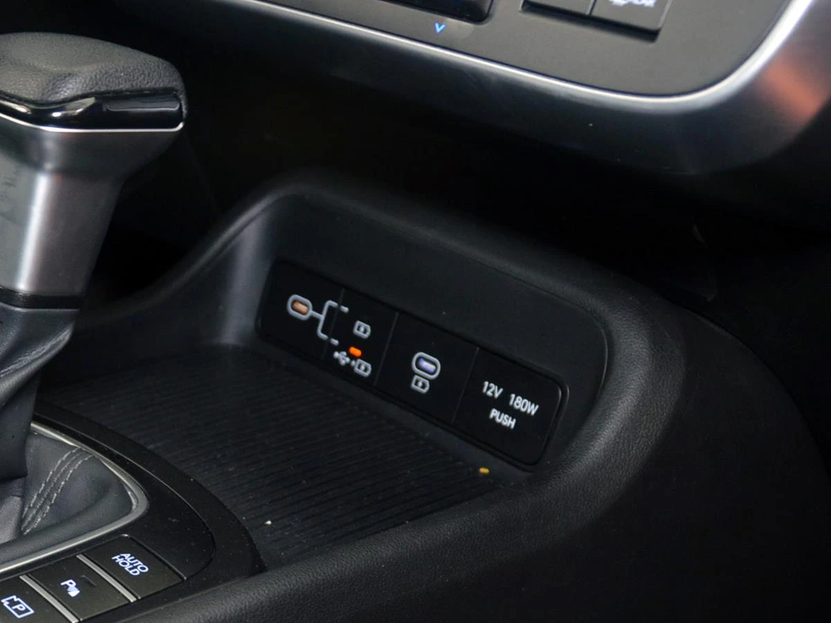 HYUNDAI KONA 2025