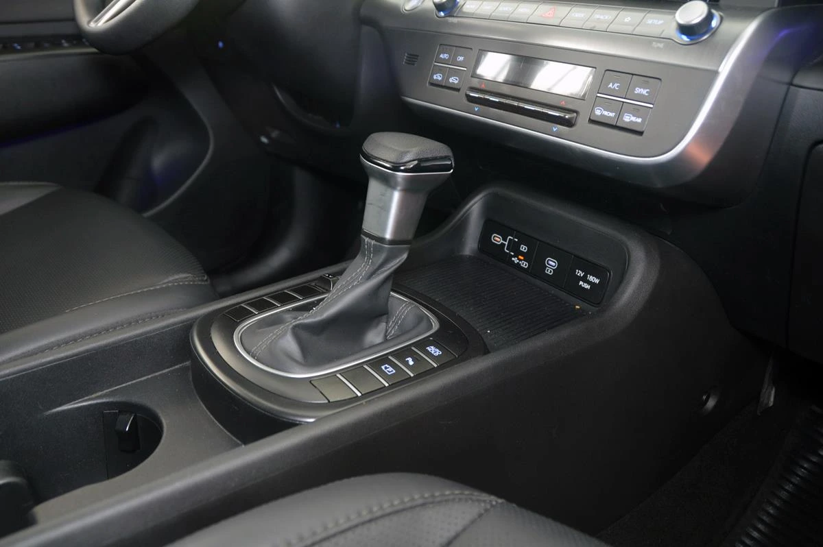 HYUNDAI KONA 2025