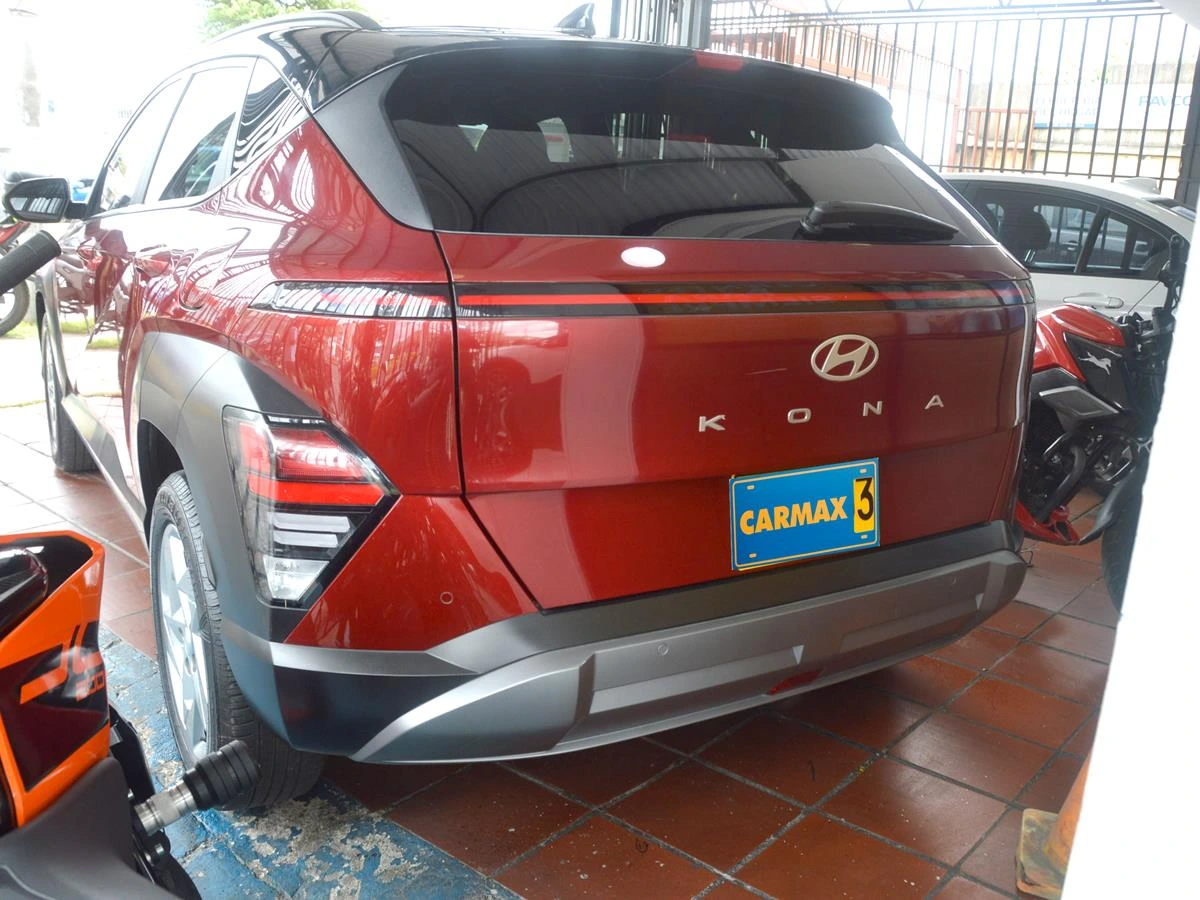 HYUNDAI KONA 2025