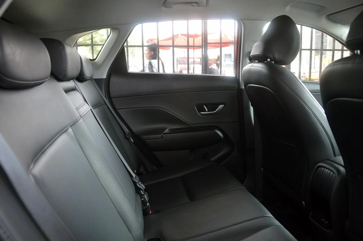 HYUNDAI KONA 2025