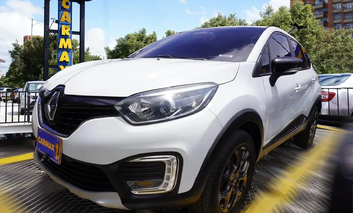 RENAULT CAPTUR ZEN MT 2000CC