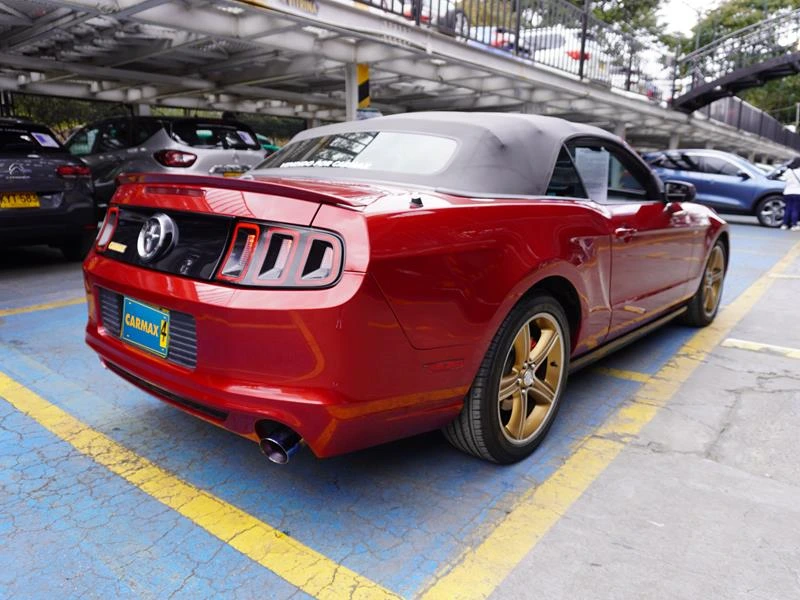 FORD MUSTANG V6 CONVERTIBLE 2014