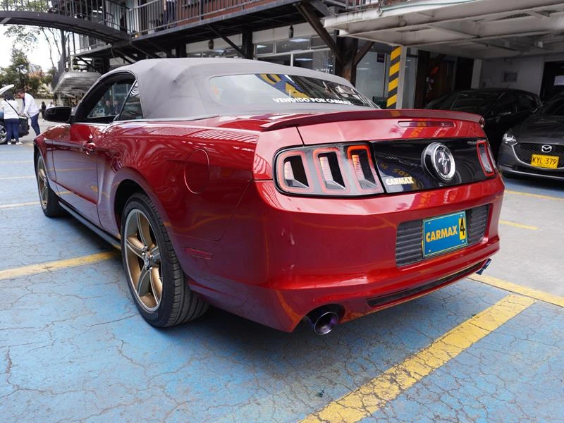 FORD MUSTANG V6 CONVERTIBLE 2014