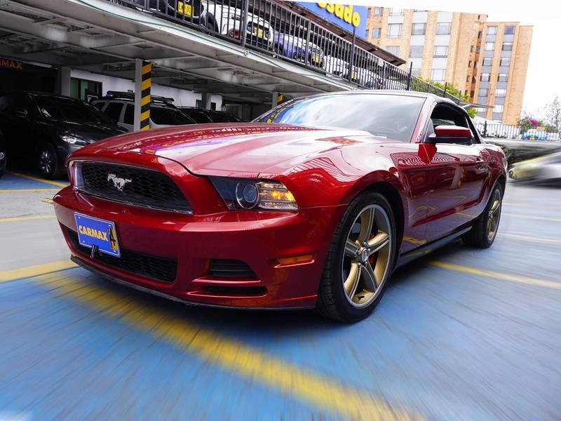 FORD MUSTANG V6 CONVERTIBLE 2014