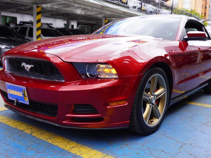 FORD MUSTANG V6 CONVERTIBLE 2014