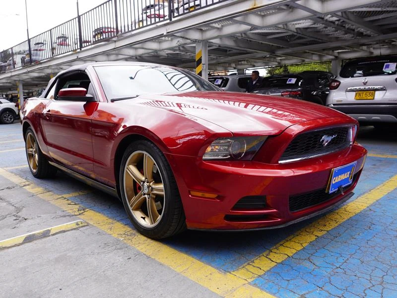FORD MUSTANG V6 CONVERTIBLE 2014
