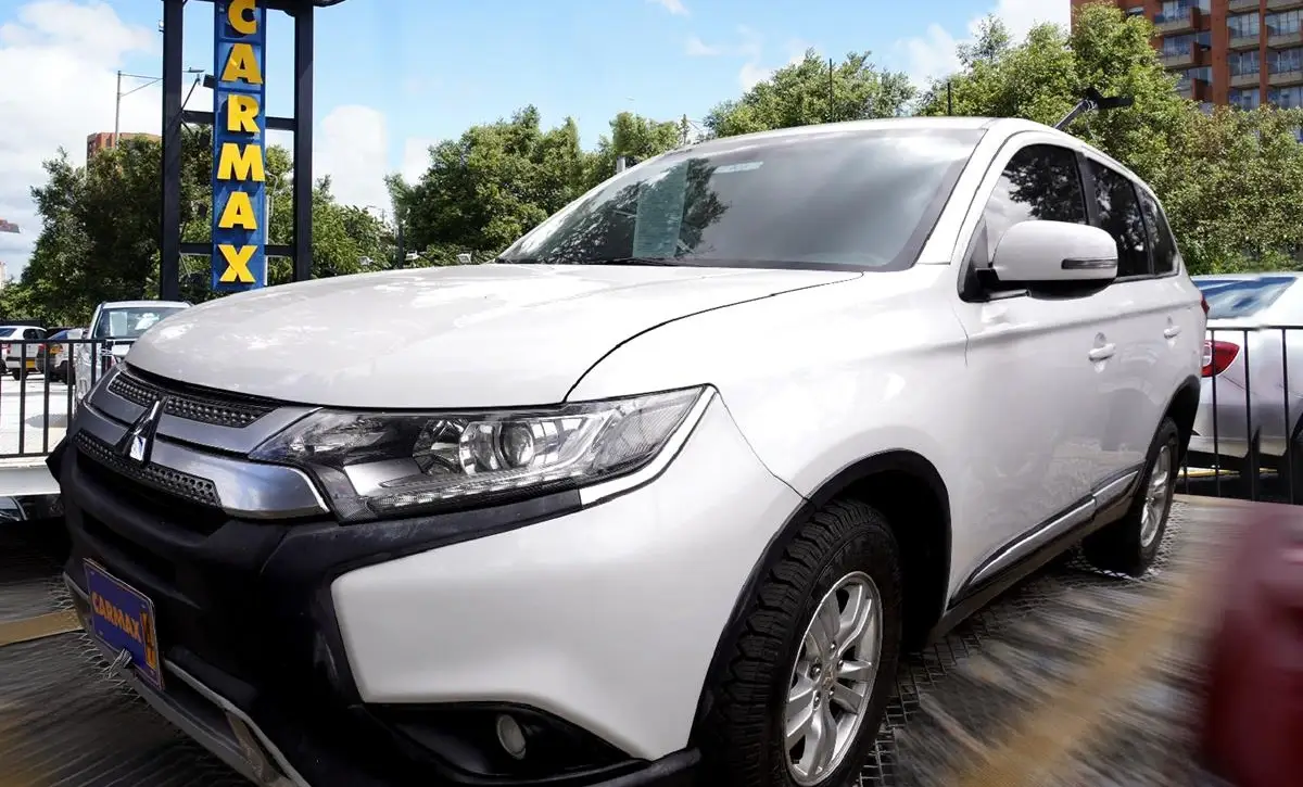 MITSUBISHI OUTLANDER KAITEKI 2400CC 4X4 2022