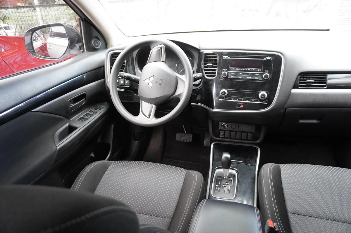 MITSUBISHI OUTLANDER KAITEKI 2400CC 4X4 2022