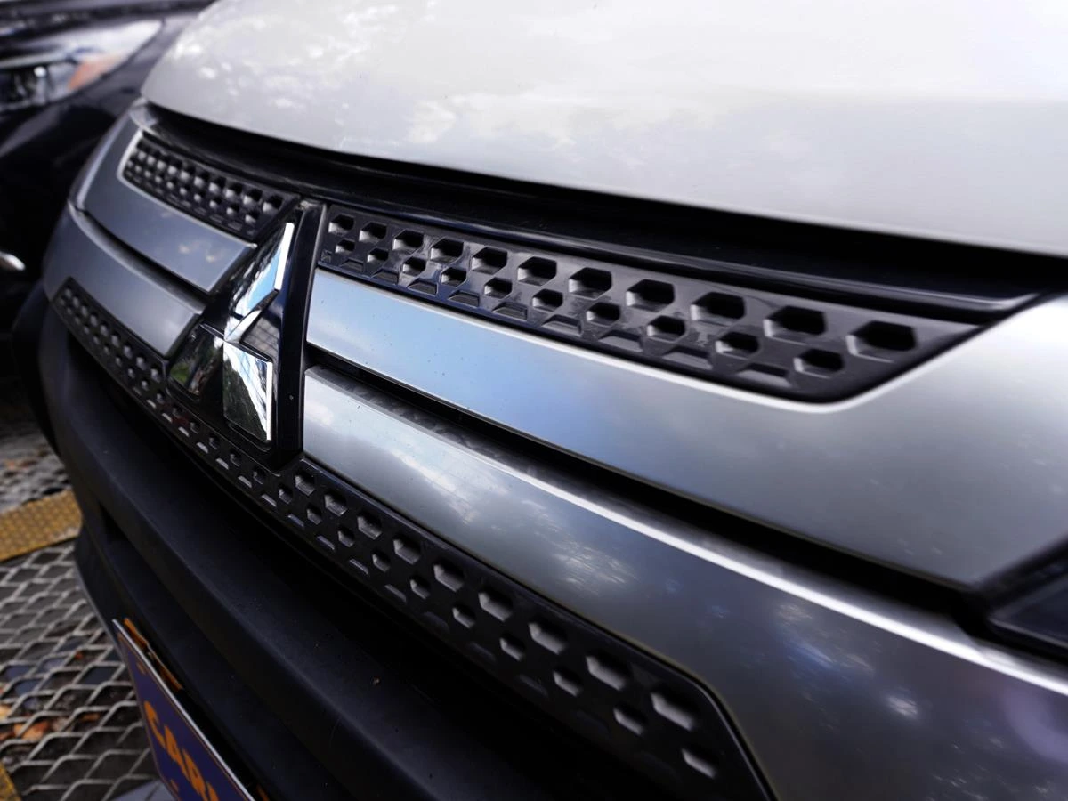 MITSUBISHI OUTLANDER KAITEKI 2400CC 4X4 2022