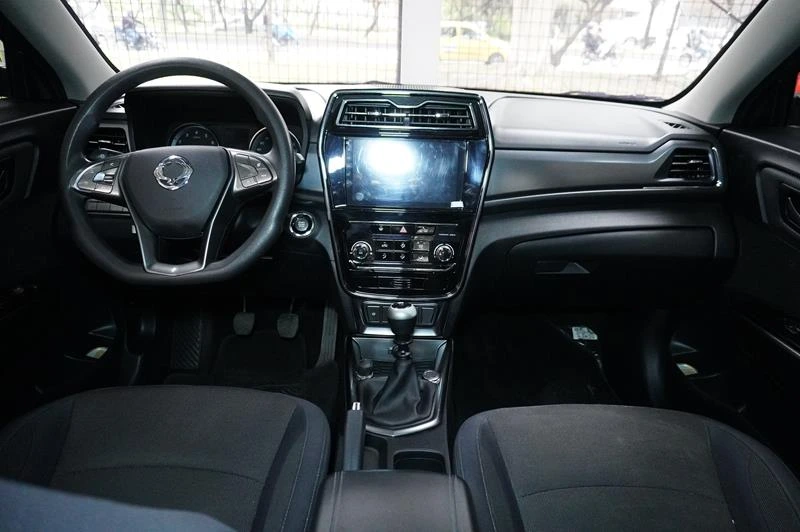SSANGYONG TIVOLI 2024