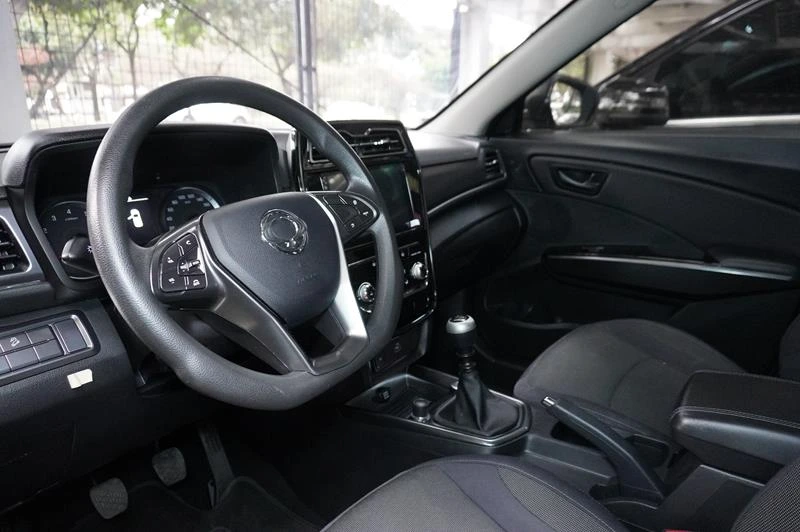 SSANGYONG TIVOLI 2024